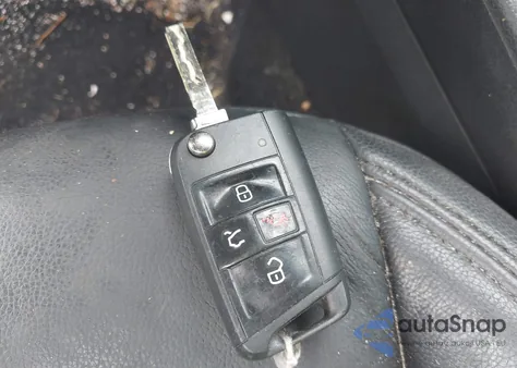 2019 Volkswagen Jetta 1.4T R-Line/1.4T S/1.4T Se from USA, damaged, VIN 3VWC57BU5KM117254